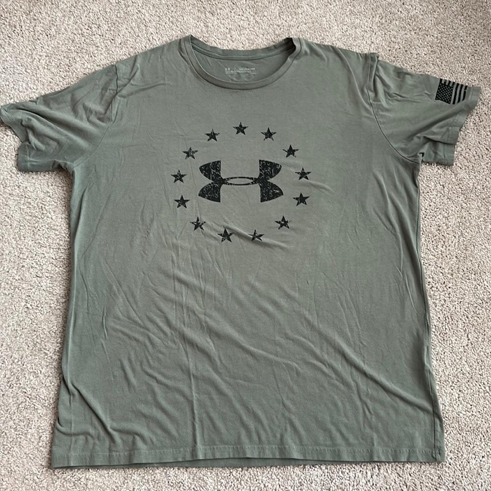 Under Armour heat gear shirt